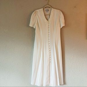 Vintage Lace Collar White Button Front Dress
